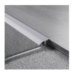 Logoclic Overgangsprofil M/plastdyvler Rustfri Stål 90x3,8 Cm